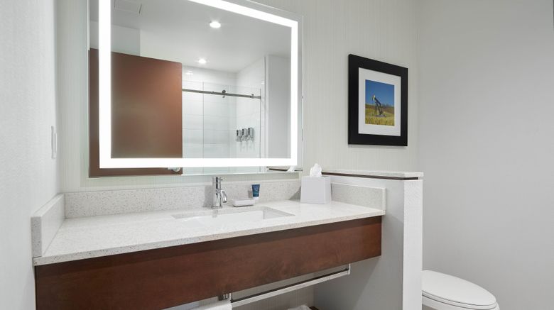 <b>Four Points by Sheraton Sherwood Park Room</b>. Images powered by <a href="https://www.leonardoworldwide.com/" title="Leonardo Worldwide" target="_blank">Leonardo</a>.