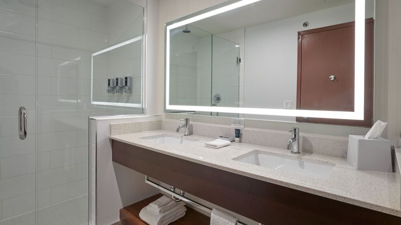 <b>Four Points by Sheraton Sherwood Park Room</b>. Images powered by <a href="https://www.leonardoworldwide.com/" title="Leonardo Worldwide" target="_blank">Leonardo</a>.