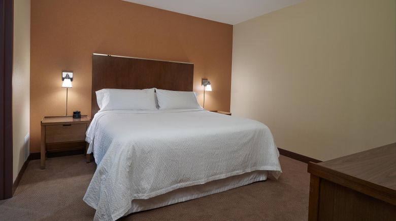 <b>Four Points by Sheraton Sherwood Park Pool</b>. Images powered by <a href="https://www.leonardoworldwide.com/" title="Leonardo Worldwide" target="_blank">Leonardo</a>.