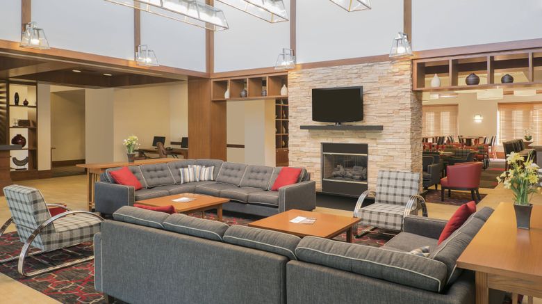 <b>Four Points by Sheraton Cambridge Lobby</b>. Images powered by <a href="https://www.leonardoworldwide.com/" title="Leonardo Worldwide" target="_blank">Leonardo</a>.