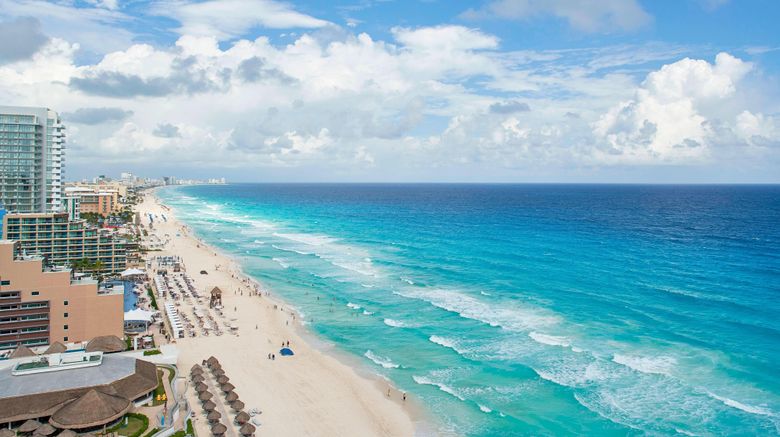 <b>JW Marriott Cancun Resort & Spa Beach</b>. Images powered by <a href="https://www.leonardoworldwide.com/" title="Leonardo Worldwide" target="_blank">Leonardo</a>.