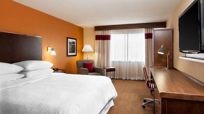 <b>Four Points by Sheraton Edmundston Room</b>. Images powered by <a href="https://www.leonardoworldwide.com/" title="Leonardo Worldwide" target="_blank">Leonardo</a>.