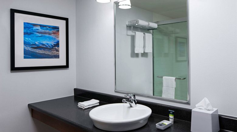 <b>Four Points by Sheraton Edmundston Room</b>. Images powered by <a href="https://www.leonardoworldwide.com/" title="Leonardo Worldwide" target="_blank">Leonardo</a>.