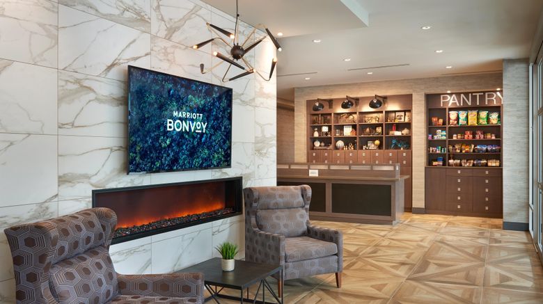 <b>Four Points by Sheraton Windsor Downtown Lobby</b>. Images powered by <a href="https://www.leonardoworldwide.com/" title="Leonardo Worldwide" target="_blank">Leonardo</a>.