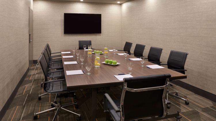 Four Points by Sheraton Windsor Downtown Meeting