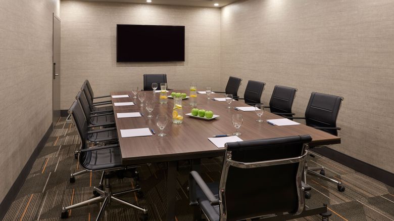 <b>Four Points by Sheraton Windsor Downtown Meeting</b>. Images powered by <a href="https://www.leonardoworldwide.com/" title="Leonardo Worldwide" target="_blank">Leonardo</a>.