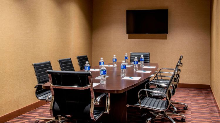 Four Points by Sheraton Grande Prairie Meeting