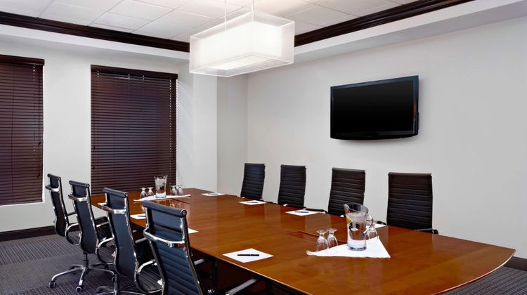 Four Points by Sheraton Hotel & Suites Meeting