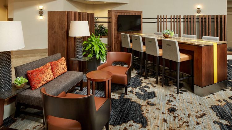 Marriott Cincinnati Northeast Exterior