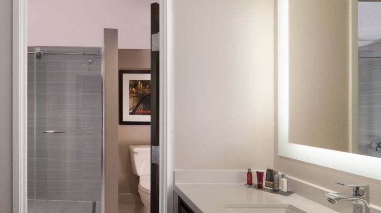 Dallas Marriott Suites Medical Center Room