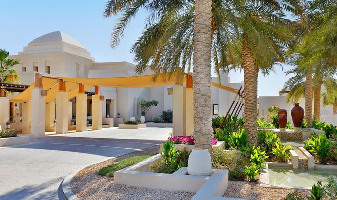 Al Wathba, a Luxury Coll Hotel Abu Dhabi Exterior