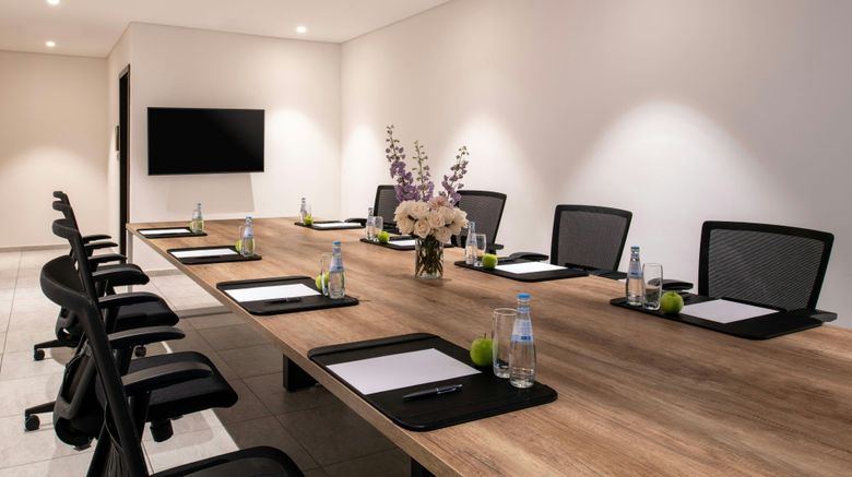 <b>Marriott Exec Apts City Walk Meeting</b>. Images powered by <a href="https://www.leonardoworldwide.com/" title="Leonardo Worldwide" target="_blank">Leonardo</a>.