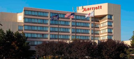 Detroit Marriott Livonia Exterior