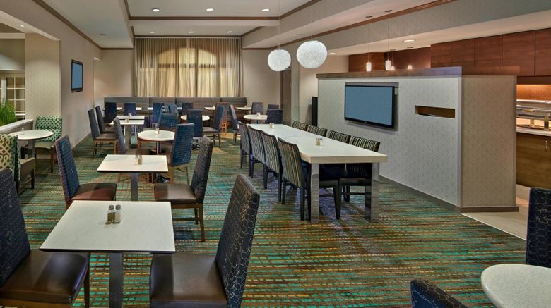 <b>Residence Inn Hartford Downtown Lobby</b>. Images powered by <a href="https://www.leonardoworldwide.com/" title="Leonardo Worldwide" target="_blank">Leonardo</a>.