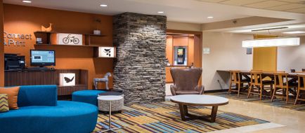Fairfield Inn & Suites Knoxville/East Lobby