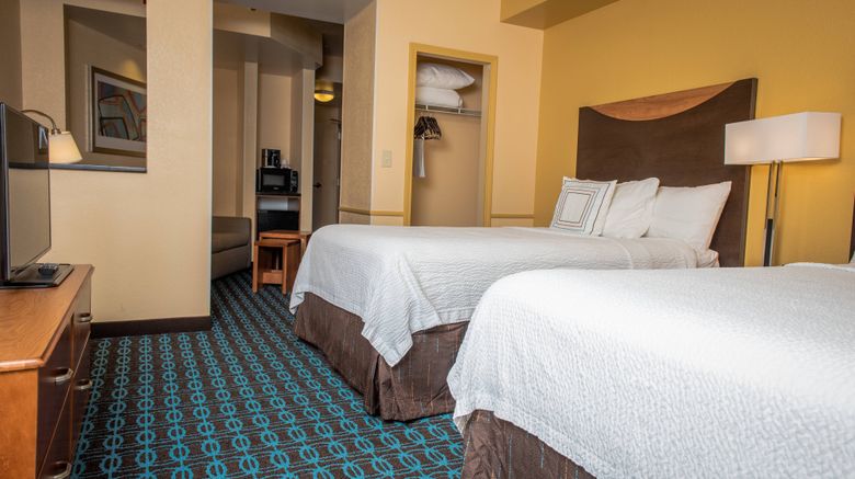 <b>Fairfield Inn & Suites Knoxville/East Suite</b>. Images powered by <a href="https://www.leonardoworldwide.com/" title="Leonardo Worldwide" target="_blank">Leonardo</a>.