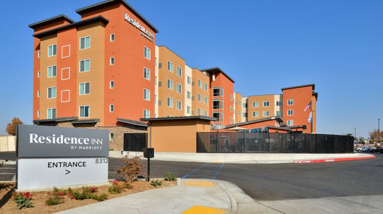 Residence Inn Bakersfield West Exterior