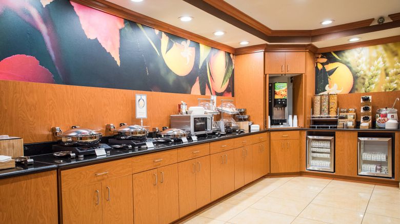 <b>Fairfield Inn & Suites Knoxville/East Restaurant</b>. Images powered by <a href="https://www.leonardoworldwide.com/" title="Leonardo Worldwide" target="_blank">Leonardo</a>.