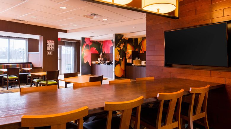 <b>Fairfield Inn & Suites Utica Restaurant</b>. Images powered by <a href="https://www.leonardoworldwide.com/" title="Leonardo Worldwide" target="_blank">Leonardo</a>.