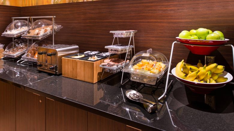 <b>Fairfield Inn & Suites Utica Restaurant</b>. Images powered by <a href="https://www.leonardoworldwide.com/" title="Leonardo Worldwide" target="_blank">Leonardo</a>.