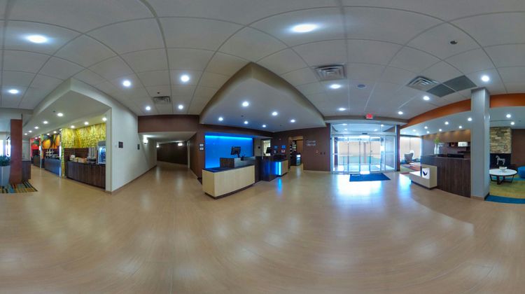 Fairfield Inn & Suites Batesville Lobby