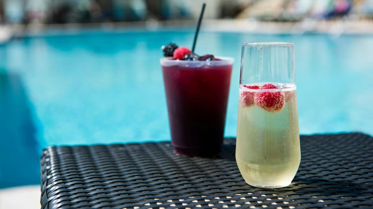 The Ballantyne, a Luxury Collection Hotel Pool