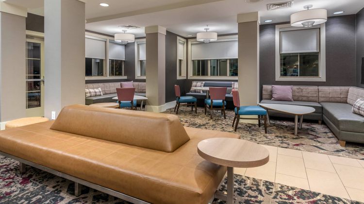Residence Inn by Marriott Columbus Lobby
