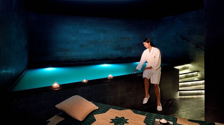 <b>JW Marriott Marquis Hotel Dubai Pool</b>. Images powered by <a href="https://www.leonardoworldwide.com/" title="Leonardo Worldwide" target="_blank">Leonardo</a>.