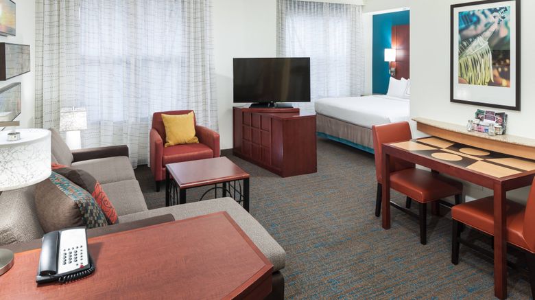 <b>Residence Inn Franklin Cool Springs Suite</b>. Images powered by <a href="https://www.leonardoworldwide.com/" title="Leonardo Worldwide" target="_blank">Leonardo</a>.