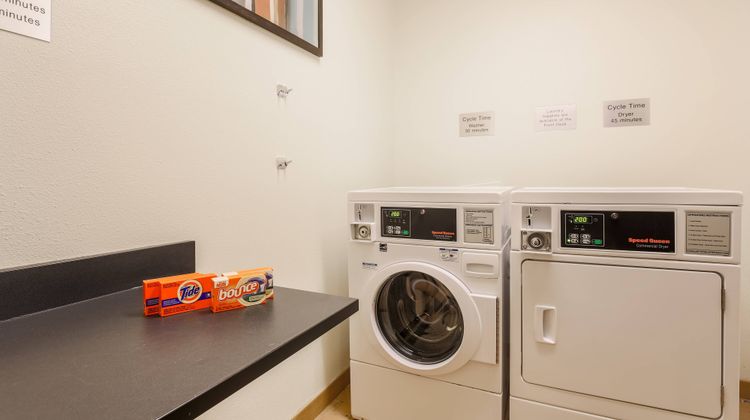 Fairfield Inn & Suites Victoria Other