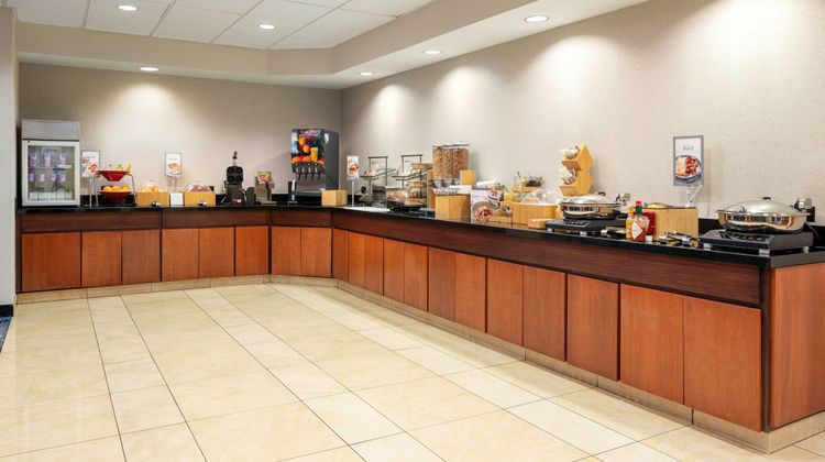 Fairfield Inn & Suites Tulare Restaurant