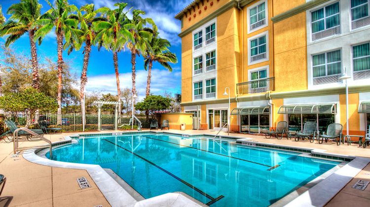 Fairfield Inn & Suites Destin Pool