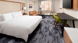 Fairfield Inn & Suites Alexandria West Suite