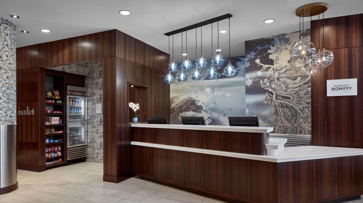 Fairfield Inn & Suites Downtown Lobby