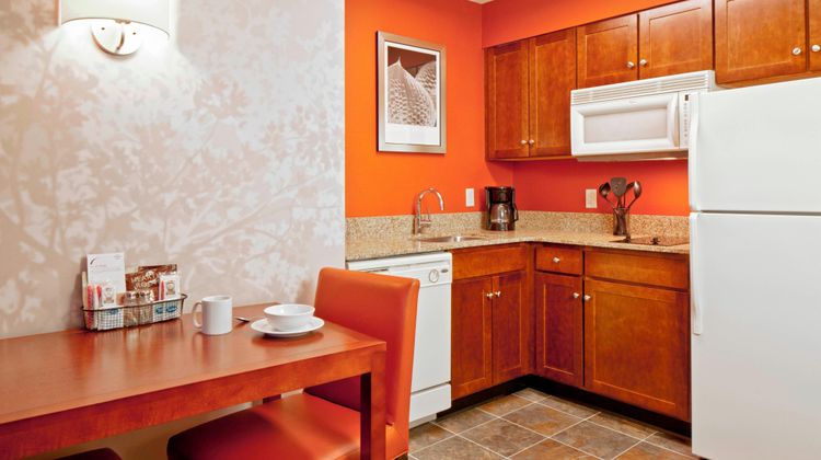 Residence Inn Boston Norwood Suite