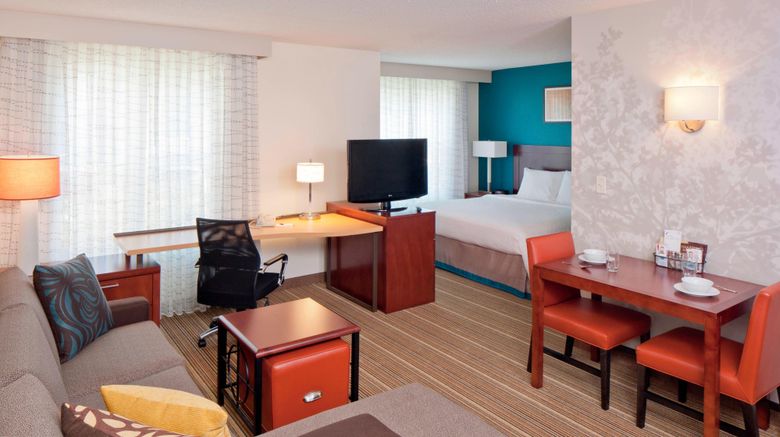 <b>Residence Inn Boston Norwood Suite</b>. Images powered by <a href="https://www.leonardoworldwide.com/" title="Leonardo Worldwide" target="_blank">Leonardo</a>.
