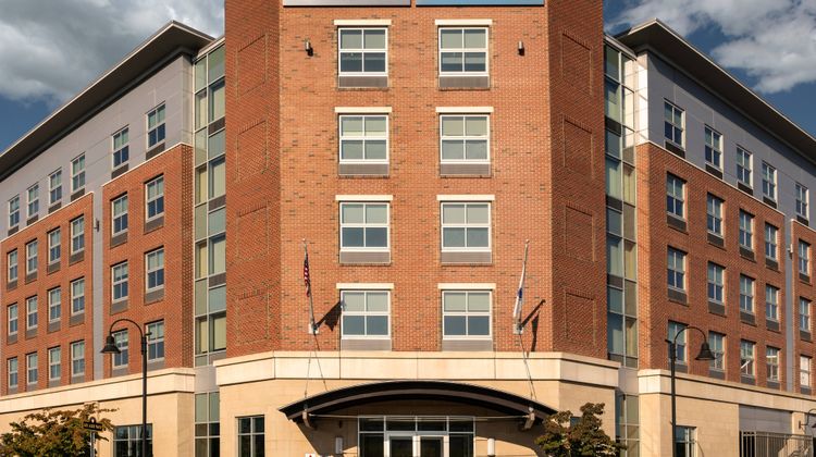 Residence Inn Boston Logan Arpt/Chelsea Exterior