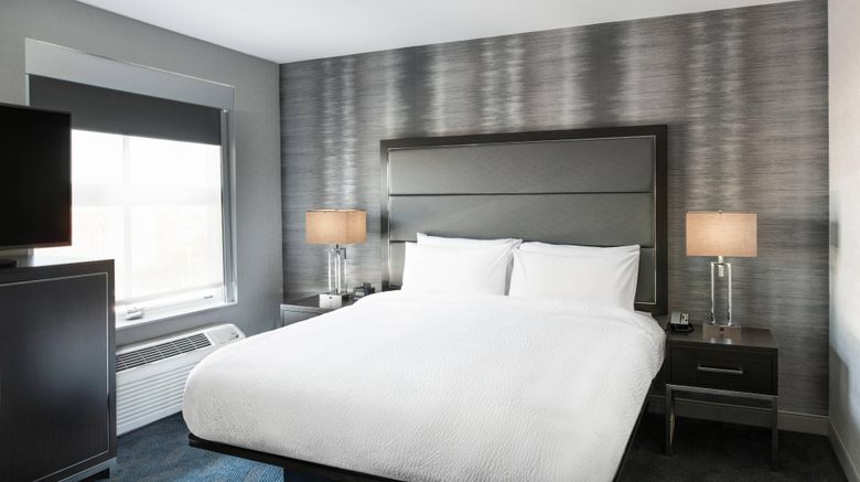<b>Residence Inn Boston Logan Arpt/Chelsea Suite</b>. Images powered by <a href="https://www.leonardoworldwide.com/" title="Leonardo Worldwide" target="_blank">Leonardo</a>.