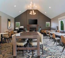 Residence Inn Boston North Shore Lobby