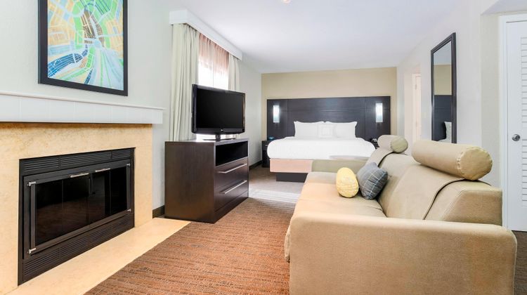 Residence Inn Boston North Shore Suite