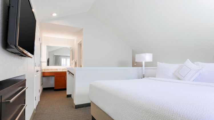 Residence Inn Boston North Shore Suite