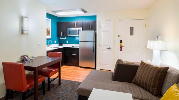 Residence Inn by Marriott Room