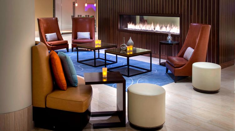 Newark Liberty Intl Airport Marriott Lobby