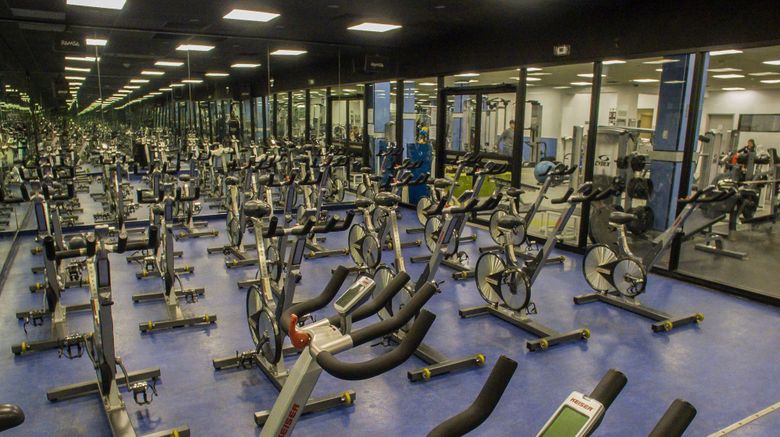 <b>Teaneck Marriott at Glenpointe Health Club</b>. Images powered by <a href="https://www.leonardoworldwide.com/" title="Leonardo Worldwide" target="_blank">Leonardo</a>.