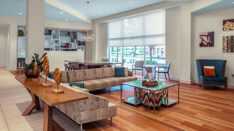 <b>Residence Inn Boston/Burlington Lobby</b>. Images powered by <a href="https://www.leonardoworldwide.com/" title="Leonardo Worldwide" target="_blank">Leonardo</a>.
