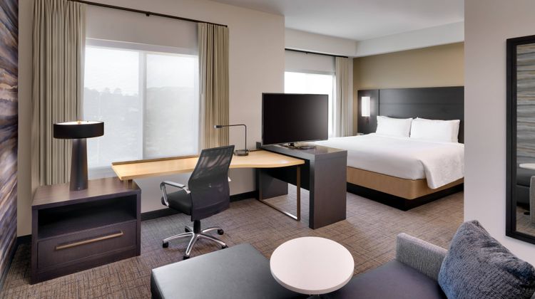 Residence Inn Brunswick Suite