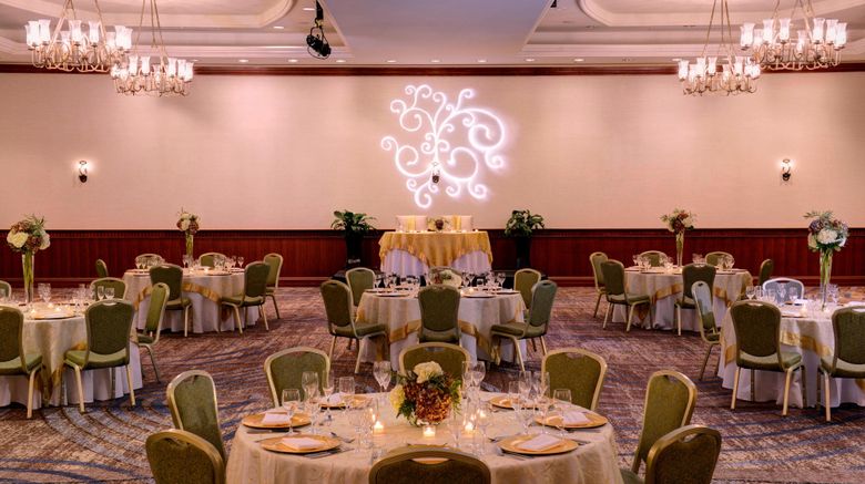 <b>Newport News Marriott at City Center Lobby</b>. Images powered by <a href="https://www.leonardoworldwide.com/" title="Leonardo Worldwide" target="_blank">Leonardo</a>.