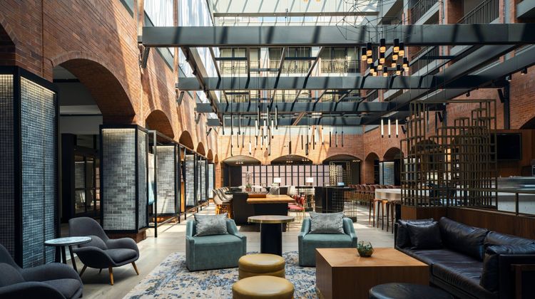 Philadelphia Marriott Old City Exterior