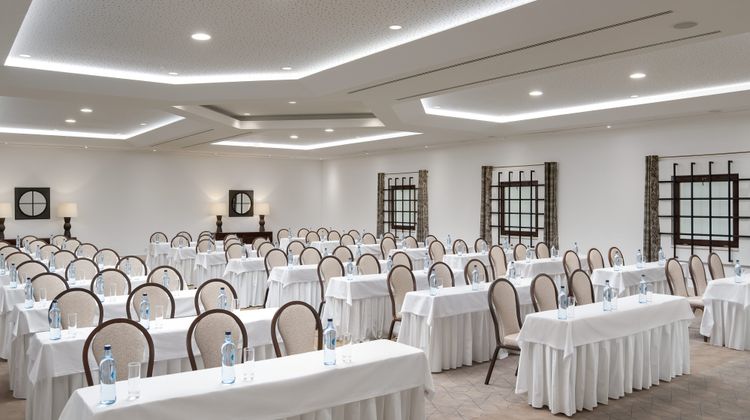 Pine Cliffs Residence, Luxury Collection Meeting