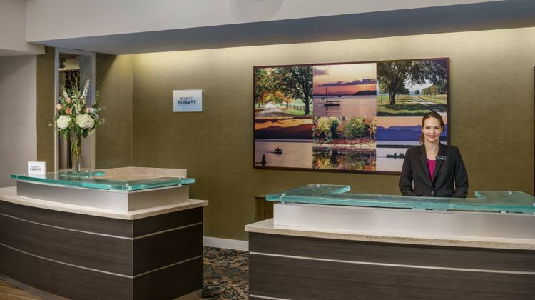 Residence Inn Burlington Colchester Lobby